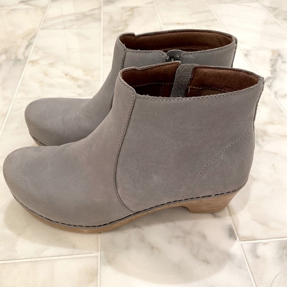 dansko hartley bootie